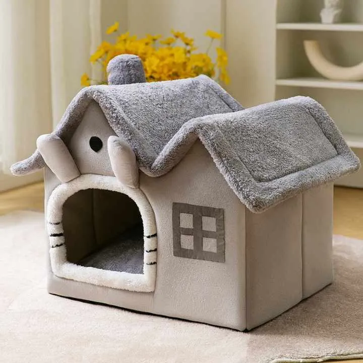 بيت للكلاب والقطط الصغيرة دافئ في الشتاء ومغلق بالكامل مع . Small Dog &amp; Cat House Winter Warm &amp; Fully Enclosed