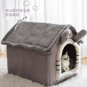 بيت للكلاب والقطط الصغيرة دافئ في الشتاء ومغلق بالكامل مع . Small Dog &amp; Cat House Winter Warm &amp; Fully Enclosed