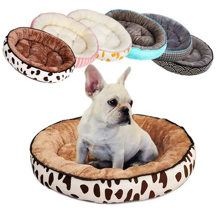 bed .  السرير