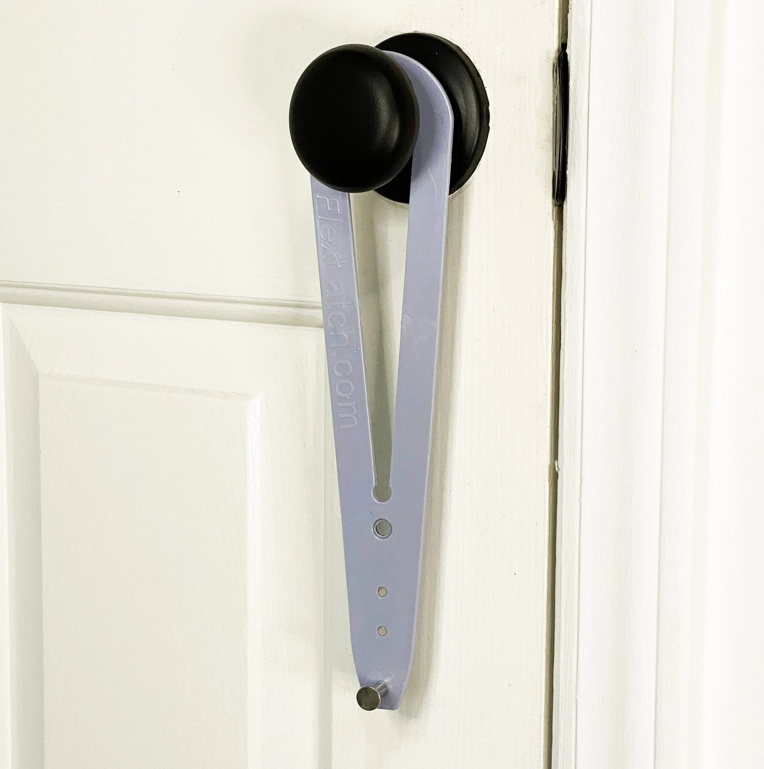 FlexLatch Cat Door Holder