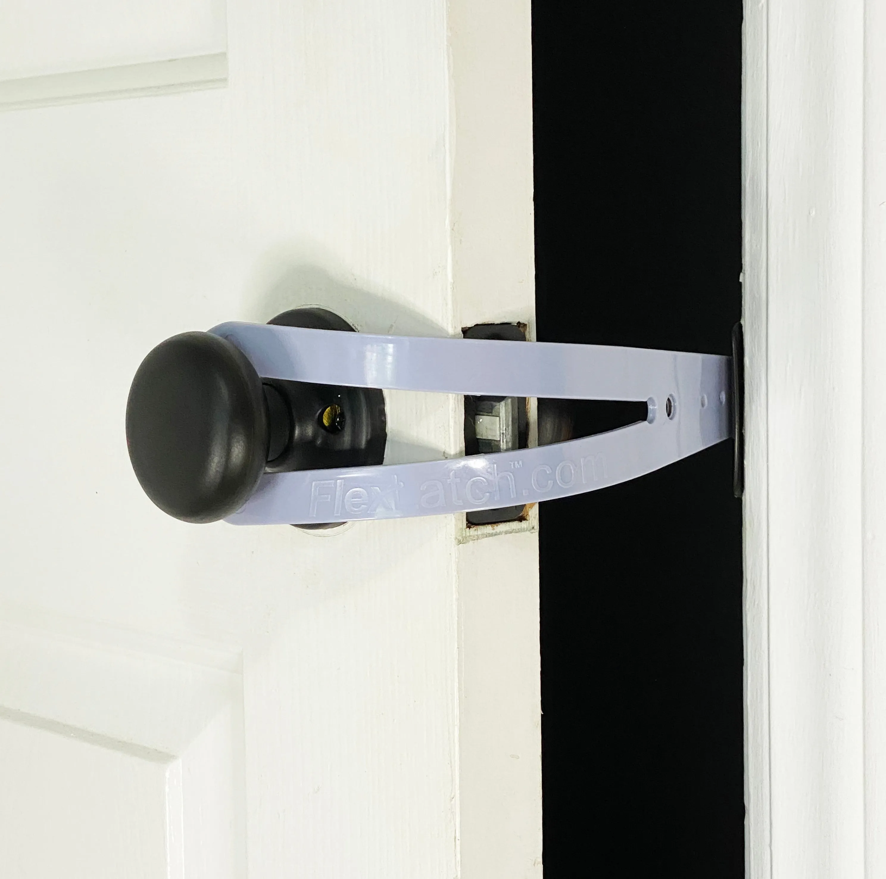 FlexLatch Cat Door Holder
